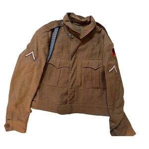 Vintage 1940s WWII US Army Ike Jacket 42R 4th Infantry Patch PFC Rank Wool
